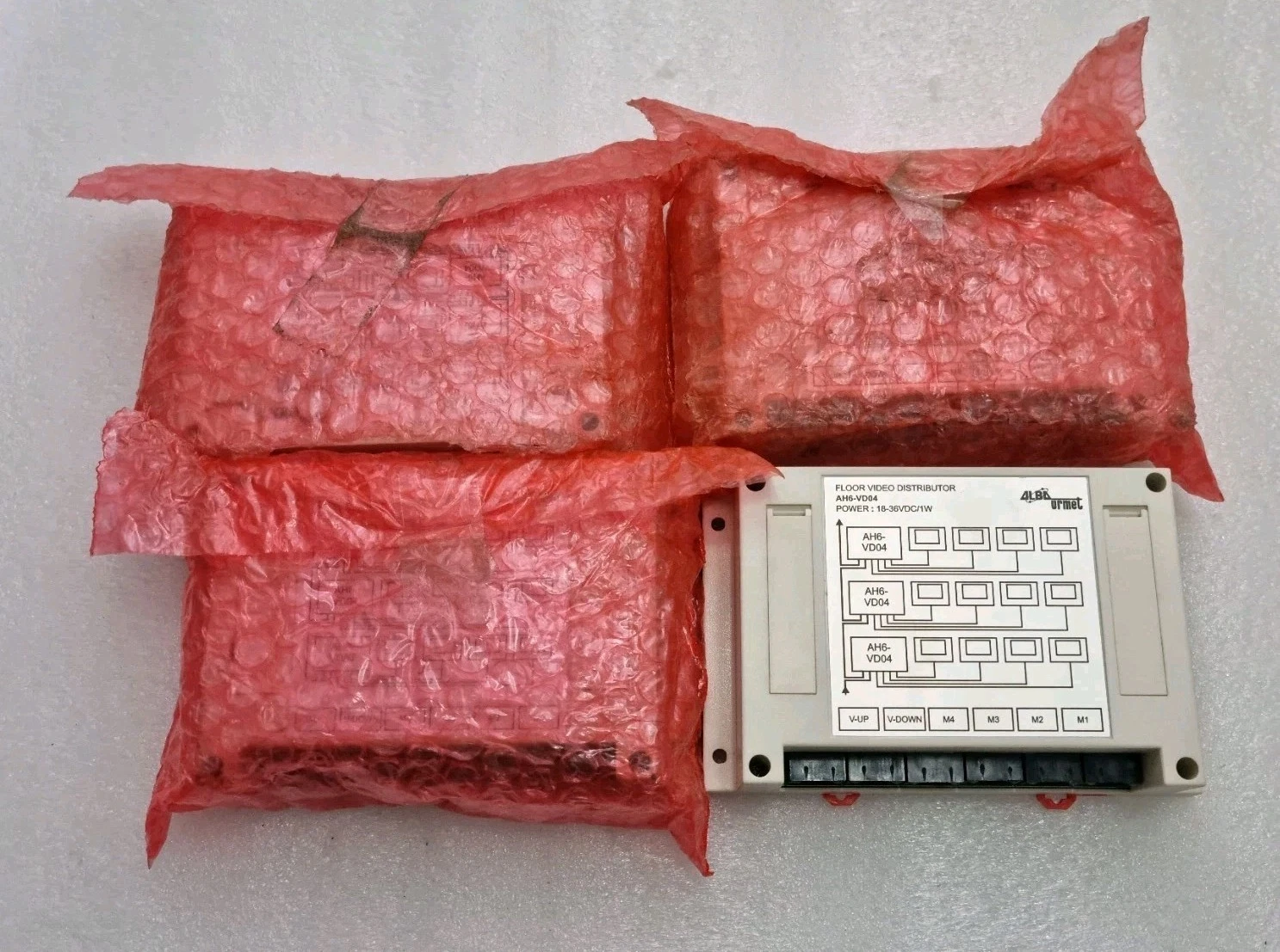 One Alba Urmet AH6VD04 Floor Video Distributor Module 18-36Vdc/1W